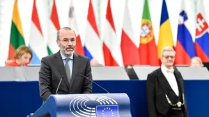 Liderul celui mai mare grup din Parlamentul European a transmis un mesaj în limba română: „Decizia PSD de a nu sprijini candidatul pro-european e inacceptabilă”