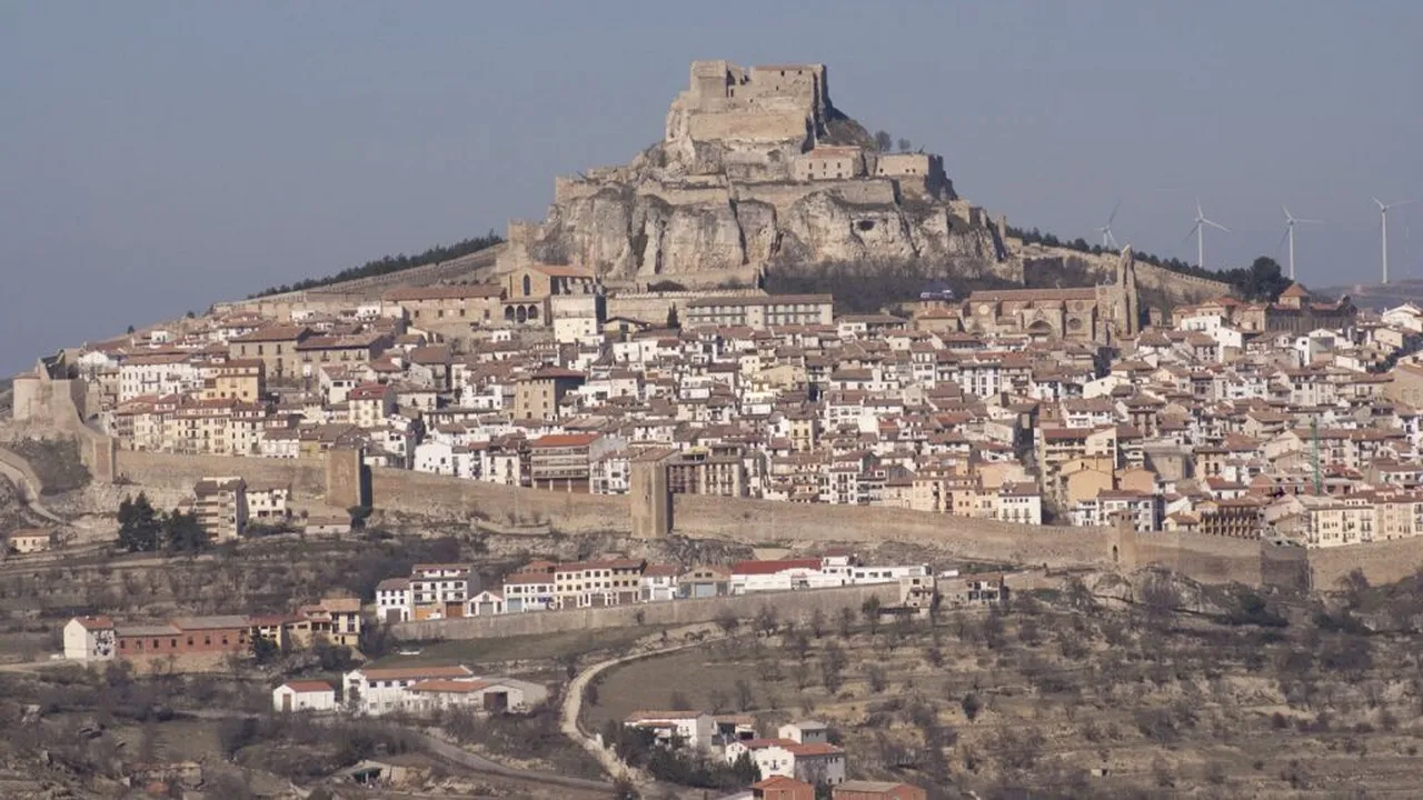 Castelul istoric din Spania cu peste două mii de ani vechime și legende istorice