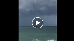 Trombă marină, cu aspect de TORNADĂ, filmată la Eforie Nord | VIDEO