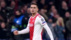 VIDEO | Golul superb al lui Duşan Tadic de 3-0 pentru Ajax, validat pentru un centimetru