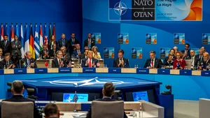 Bancă globală pentru apărare, pe agenda summitului NATO. Canada caută sprijinul a zece țări