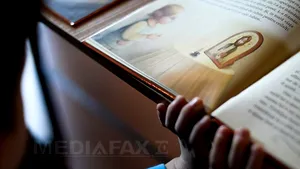 Biserica Catolică şi Ministerul Educaţiei au semnat un protocol privind predarea Religiei