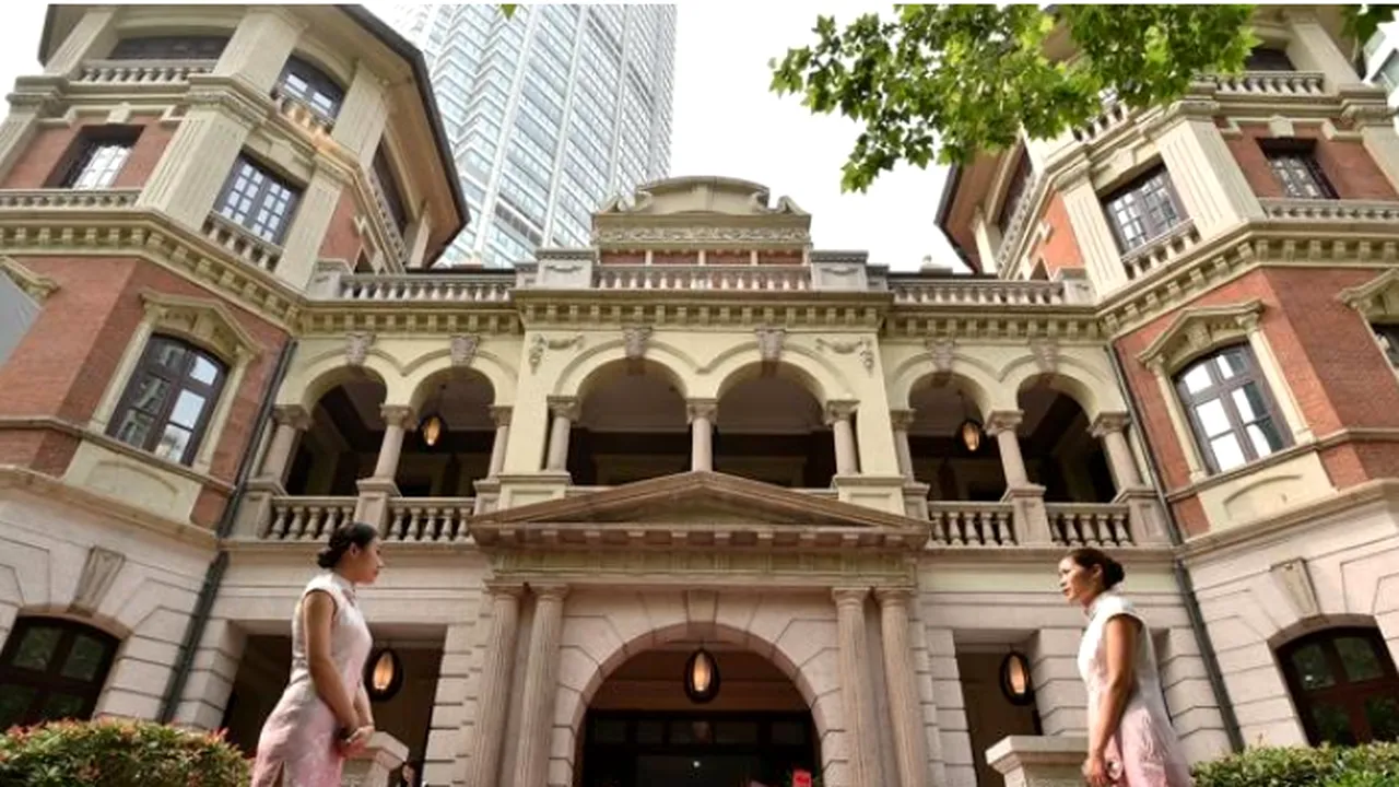 Chinezii bogaţi îşi vor face de cap într-un club în care intrarea costă 18.500 de euro