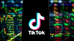 Marea Britanie:TikTok amendat cu 12,7 milioane de lire sterline pentru încălcarea protecţiei datelor