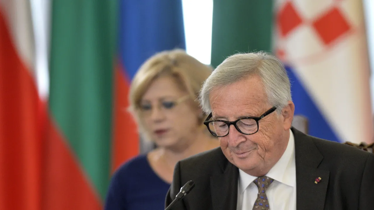 Preşedintele Comisiei Europene, înainte de a pleca de la Bucureşti: Când se vorbeşte despre statul de drept, există mereu STRĂNUTURI în sală. Investiţiile nu au sens fără un stat de drept