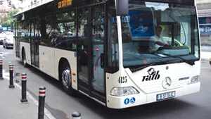 Mercedes va livra 50 de autobuze de transport public, valoarea contractului fiind de circa 11 mil. euro