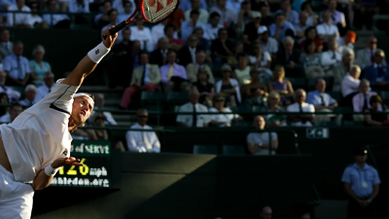 Un om de afaceri român, victima unei înşelătorii cu bilete la Wimbledon