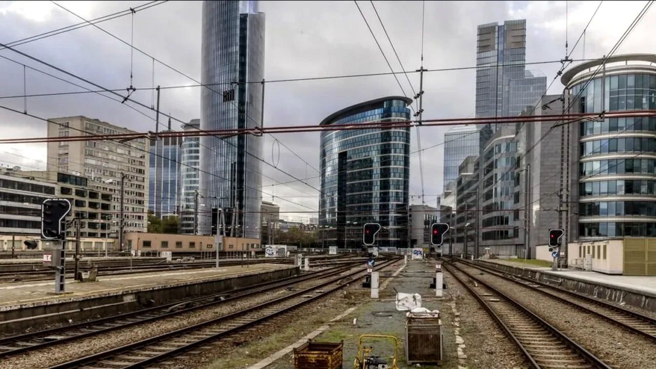 Alertă pentru românii care călătoresc în Italia: Se anunță grevă în transportul public