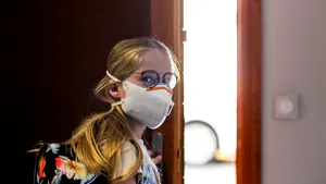 Generaţia de sacrificiu: În mijlocul discuţiilor despre redeschiderea şcolilor şi vaccinarea profesorilor, elevii au de pierdut