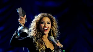 Robert Downey Jr. şi Beyonce, în remake-ul filmului 