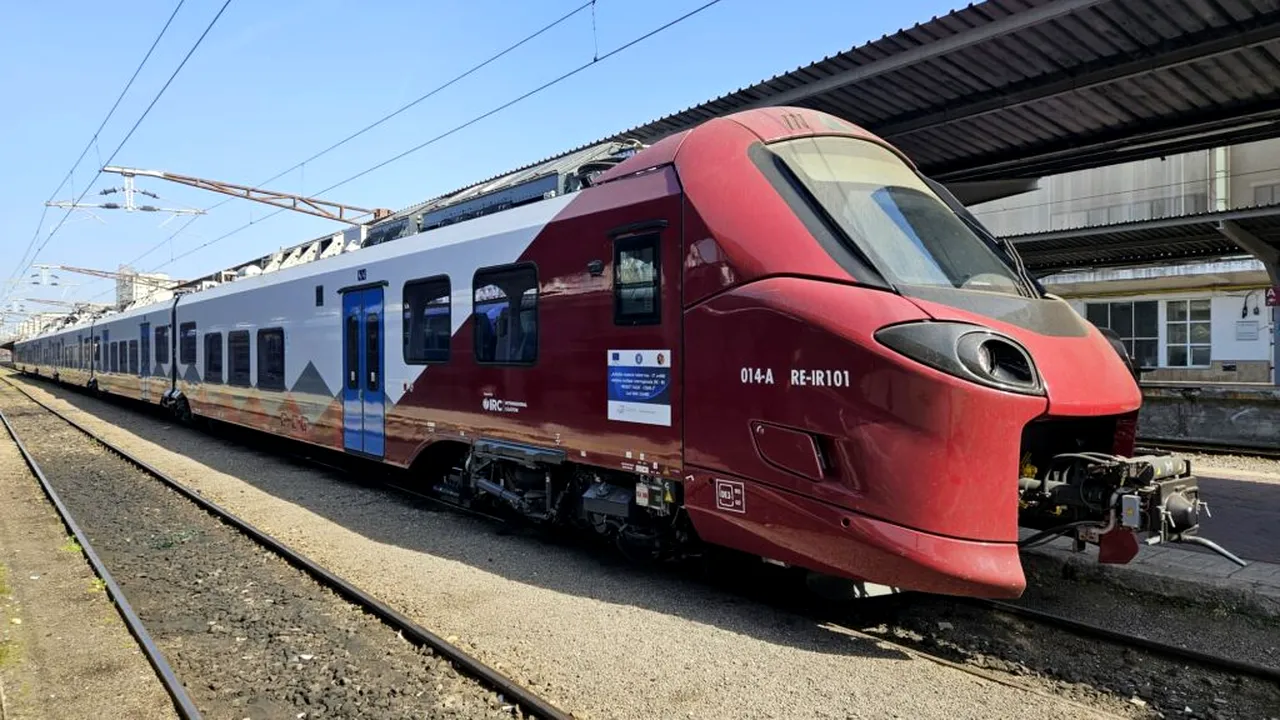 Premieră în România: Primul tren atribuit de ARF prin licitație unei firme private a fost pus în circulație