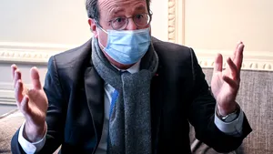 François Hollande, critici dure la adresa lui Sarkozy: 