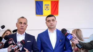George Simion spune că AUR este alături de Călin Georgescu: „Trebuie să fie președintele României”.  Liderul AUR îl acuză pe Nicușor Dan că „nu respectă Constituția”