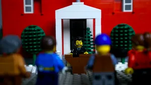 Canadienii au reprodus din Lego discursul premierului Trudeau pentru a fi mai uşor de înţeles pentru cei mici