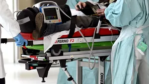 Noi simptome cutanate ale Covid-19. Alerta declanşată de medici dermatologi din Franţa
