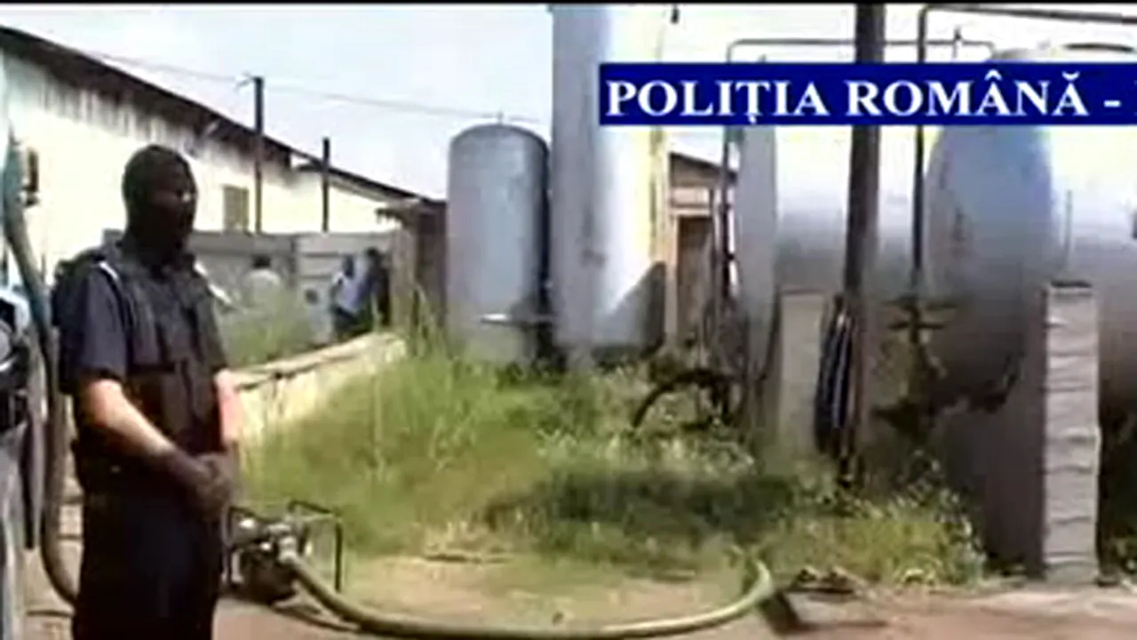 Plantaţie de canabis găsită de poliţişti la o fermă de unde se sustrăgea ilegal ţiţei din conducte