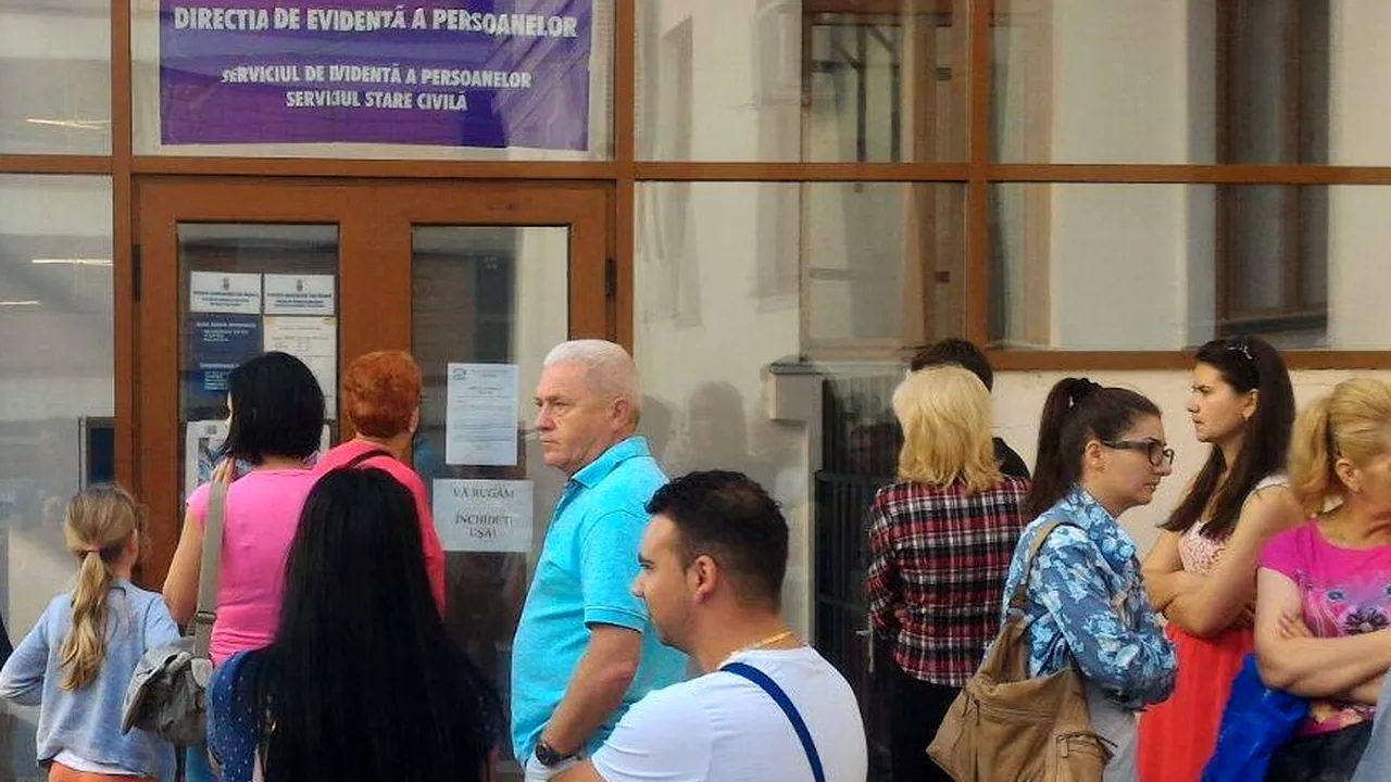 Greva generală din administraţie, care trebuia să înceapă marţi, a fost suspendată