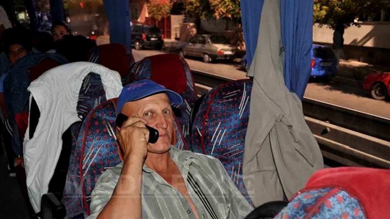 REPORTAJ: Sute de bistriţeni umplu săptămânal autocarele cu destinaţia Spania, la cules de struguri - FOTO
