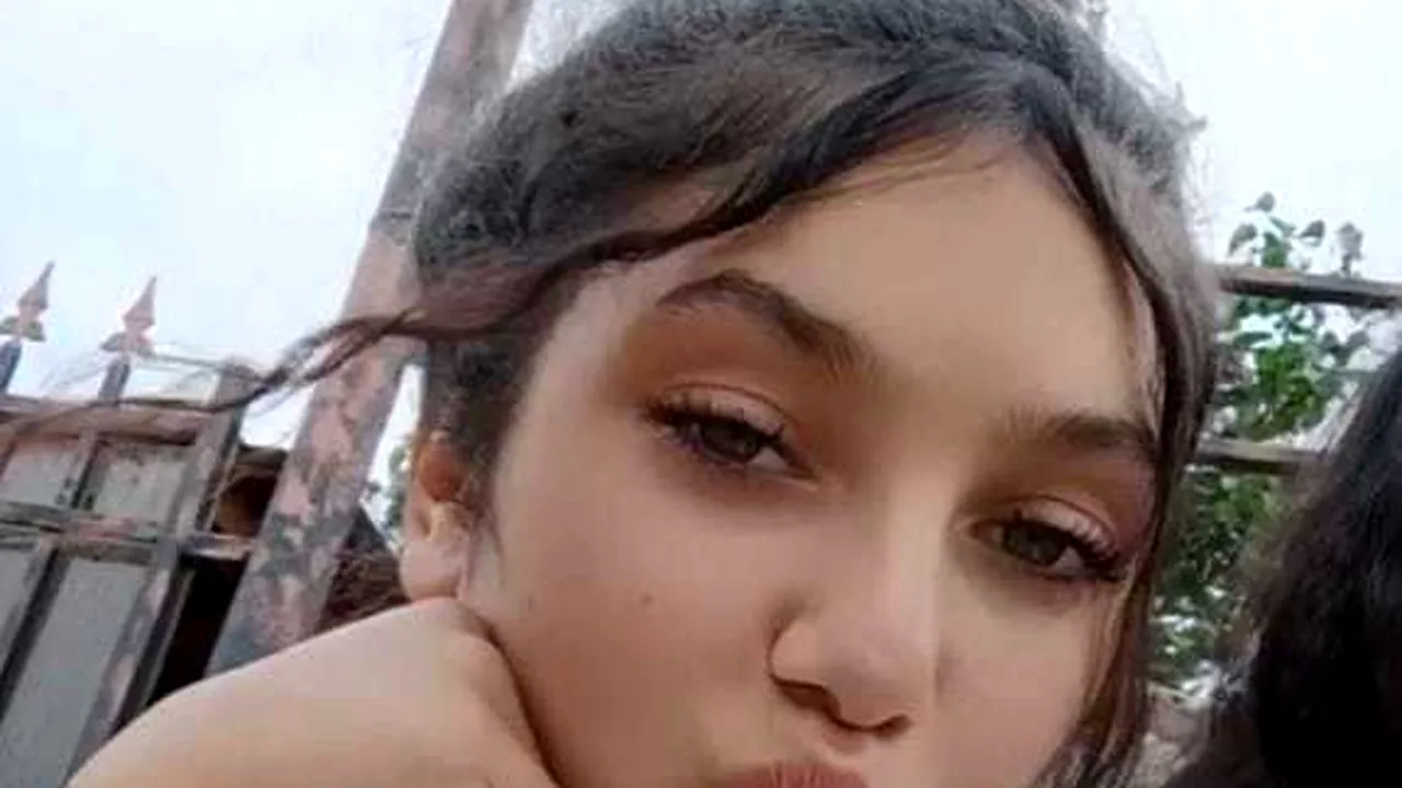 Poliţia Prahova caută o fată de 13 ani care a dispărut de acasă cu iubitul ei