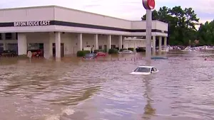 Cel puţin şapte morţi şi peste 30.000 de persoane evacuate, în urma inundaţiilor din Louisiana - VIDEO
