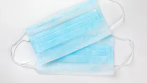 Eliminarea obligativităţii de a purta mască s-a dovedit un eşec în Israel. Ţara reimpune măsura pentru spaţiile închise