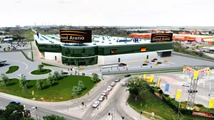Mall-ul Grand Arena, deschis de miercuri