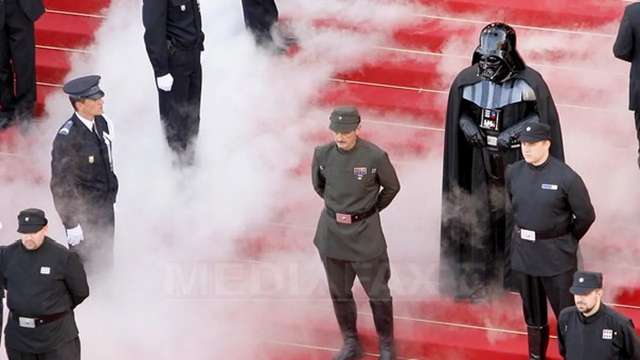 Obiecte rare: O mască Darth Vader şi ochelarii lui Harry Potter, scoase la licitaţie