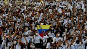 Venezuela intră în Cartea Recordurilor cu cea mai mare orchestră din lume