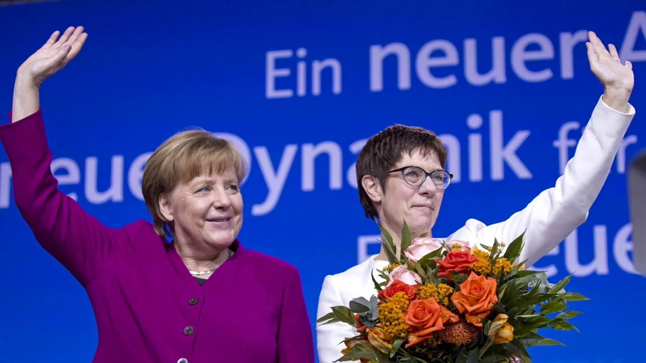 Cine o va înlocui pe Angela Merkel la conducerea CDU. Conservatorii germani o susţin pe Annegret Kramp-Karrenbauer - sondaj