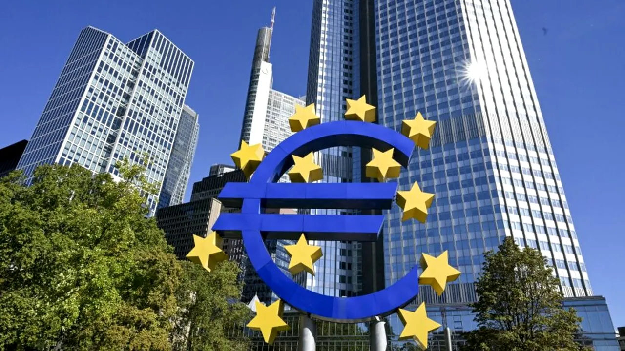 BCE a detectat trei amenințări financiare și un factor declanșator care poate transforma Europa într-o „criză sistemică” totală