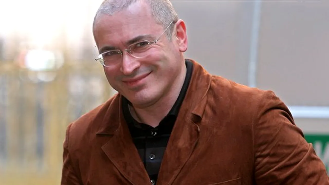Mihail Hodorkovski se oferă să joace rolul de mediator în criza ucraineană