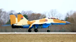 Un avion militar MIG-29 s-a prăbuşit în Egipt