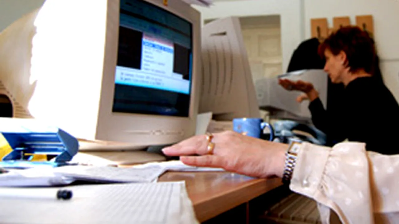 Fondul de salarii va fi limitat la 39 de miliarde lei în 2011, prin reducerea numărului de angajaţi