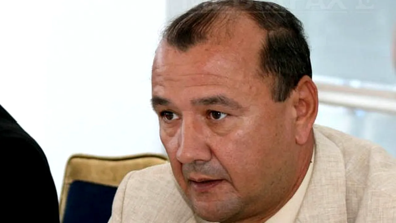 Fătuloiu merge la Neamţ pentru a supraveghea ancheta în cazul crimei din cafenea