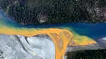 NASA a surprins din spațiu sute de râuri devenite portocalii. Ce fenomen periculos se ascunde în apă