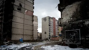 Ucraina protejează arta. Picturile murale ale celebrului Banksy au primit huse rezistente la şocuri