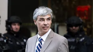 Larry Page urcă pe locul al doilea în topul celor mai bogați din lume. Ce loc ocupă Elon Musk și Jeff Bezos acum