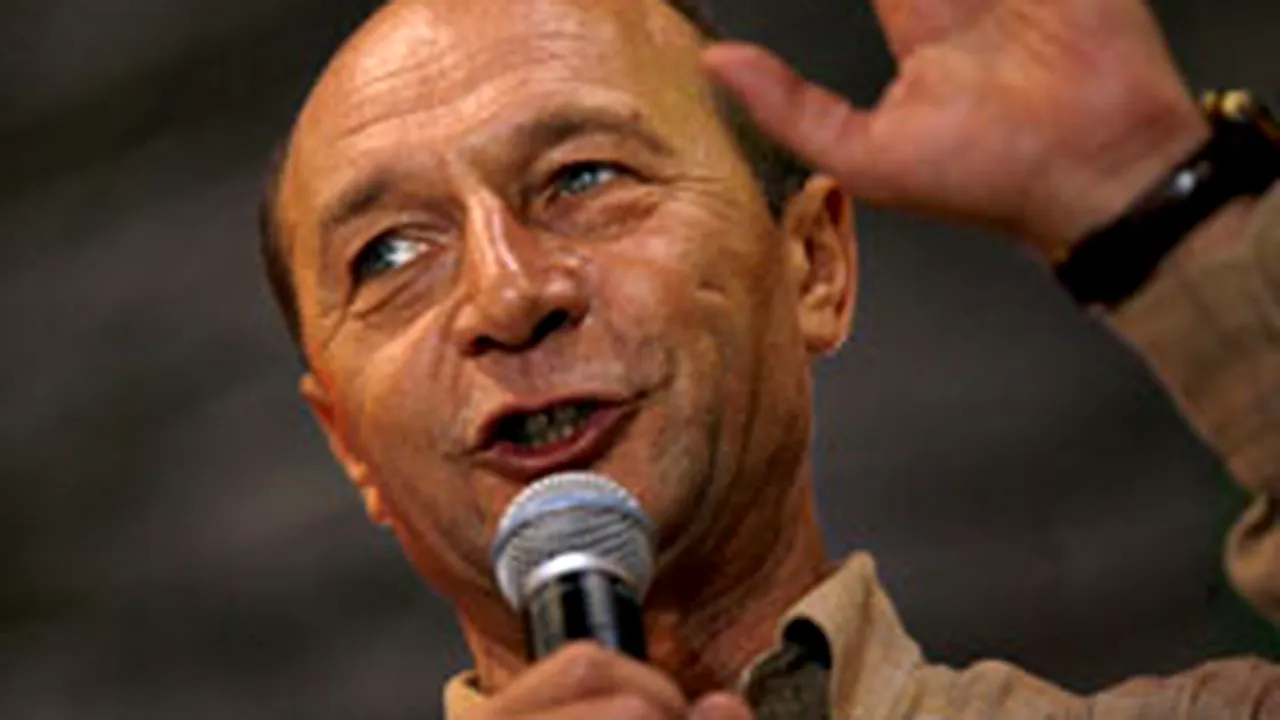 Băsescu: Se pare că am făcut o eroare legată de legea de salarizare la ANL