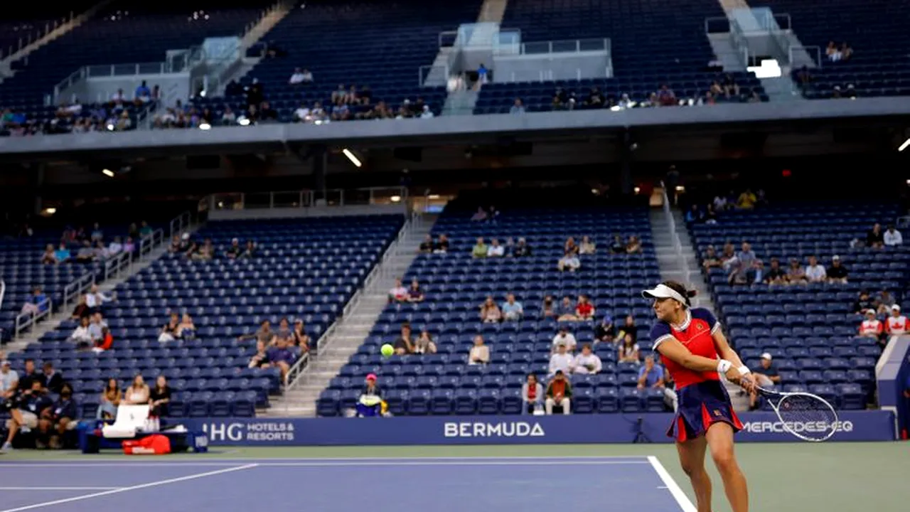Bianca Andreescu, campioana din 2019, chinuită de Lauren Davis la New York