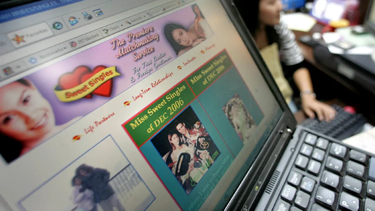 Lipsa timpului contribuie la creşterea popularităţii site-urilor matrimoniale