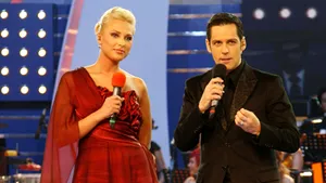 Cheeky Girls şi Kitty Cepraga, la 