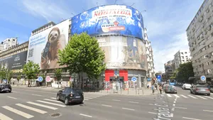 Mutare spectaculoasă pe piața imobiliară din București. Blocul Scala a fost cumpărat de proprietara APACA