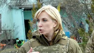 Cine este femeia care luptă cot la cot alături de Volodimir Zelenski contra ruşilor. Irina Veresciuk, viceprim-ministrul ucrainean devenit un simbol al curajului 