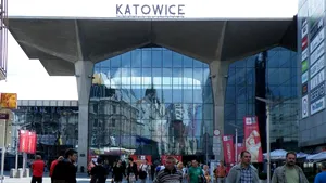 După o noapte de negocieri: Diplomaţii din aproape 200 de ţări, prezenţi la summitul de la Katowice, au ajuns la o înţelegere pentru a menţine Acordul de la Paris privind schimbările climatice | VIDEO