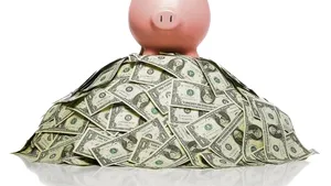 Sfaturi pentru tineri: cum să economiseşti mai mult, mai eficient?