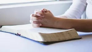 O parcare din Polonia are o taxă neobișnuită. Cum li se cere șoferilor să plătească