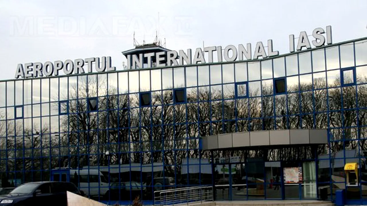 Aeroportul din Iaşi, închis din cauza vântului puternic, a redevenit operaţional. Traficul rutier, blocat în continuare pe 19 drumuri judeţene 