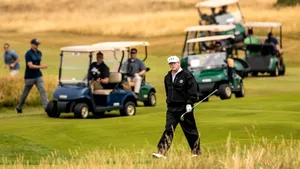 Donald Trump ar fi folosit un teren de golf pentru operaţiuni de spălare a banilor. Ce spune un politician din Scoţia 