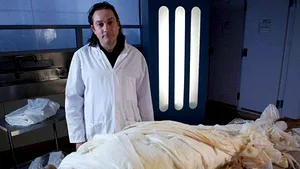 Mumificare live: Un britanic a acceptat să-i fie conservat corpul în stil Tutankamon după moarte pentru un documentar TV