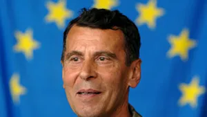 Romanian President Meets EU Military Committee Head Before Kosovo Mission